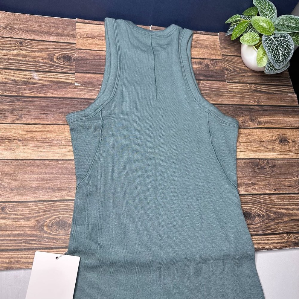 Lululemon Hold Tight Tank Top NWT Size 2 (TIDT) *Ribbed Texture* - Picture 6 of 10